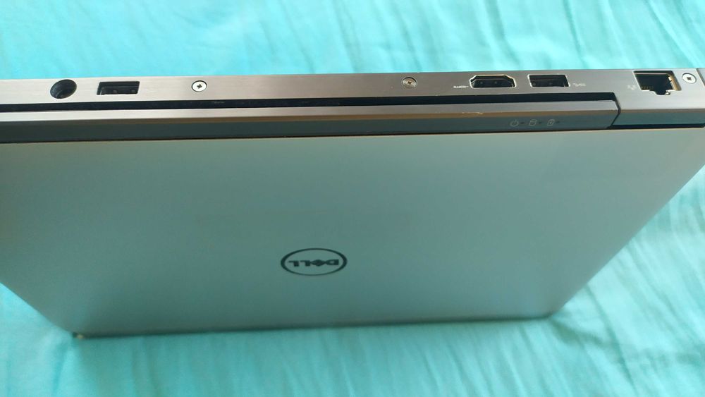 НАМАЛЕНО! Лаптоп DELL Latitude E7240 с процесор Intel Core i5