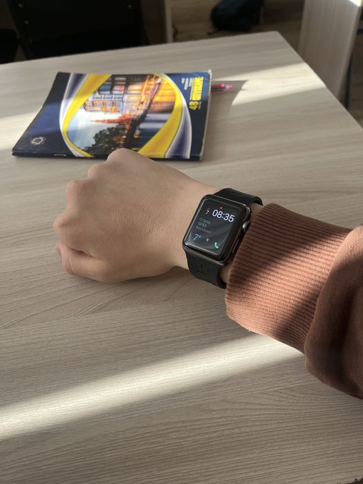 Продам айфон 13 128гб 77акб+ эпл воч 3 83акб