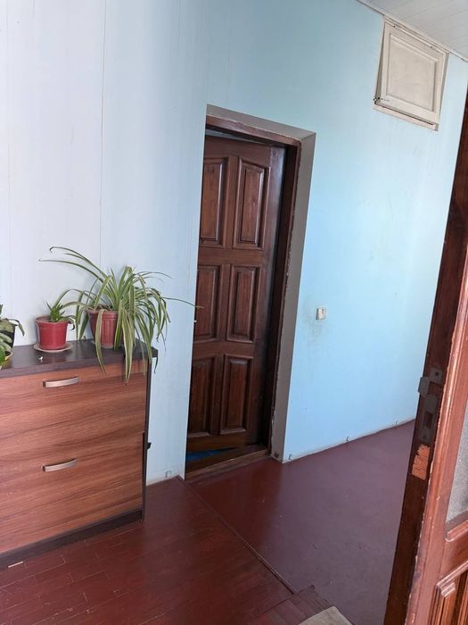 Продаётся участок 4-соток Сергели Олчазор 5-комнота .