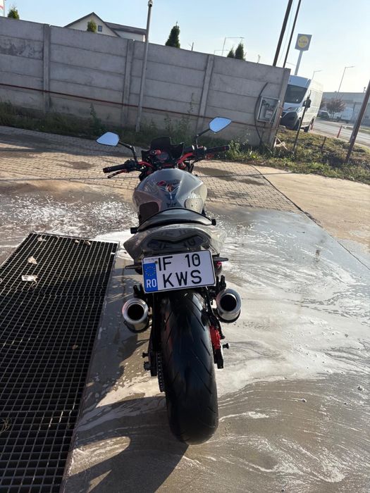 Kawasaki z1000 r , an 2004