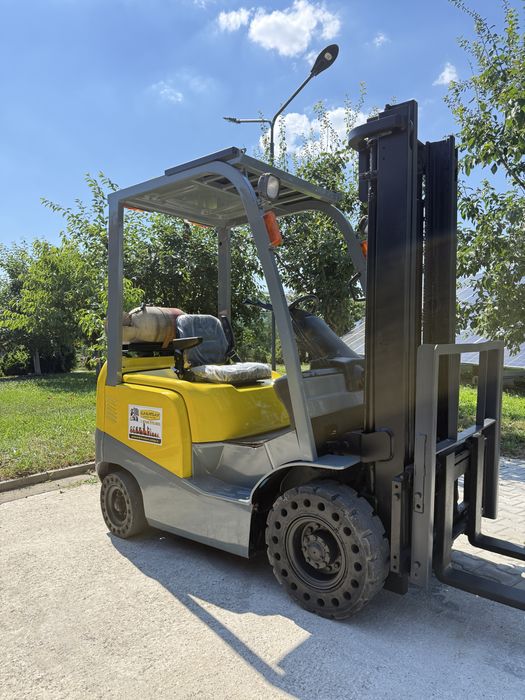 Stivuitor 1,6 tone GPL motostivuitor stare impecabila 1600 kg gaz