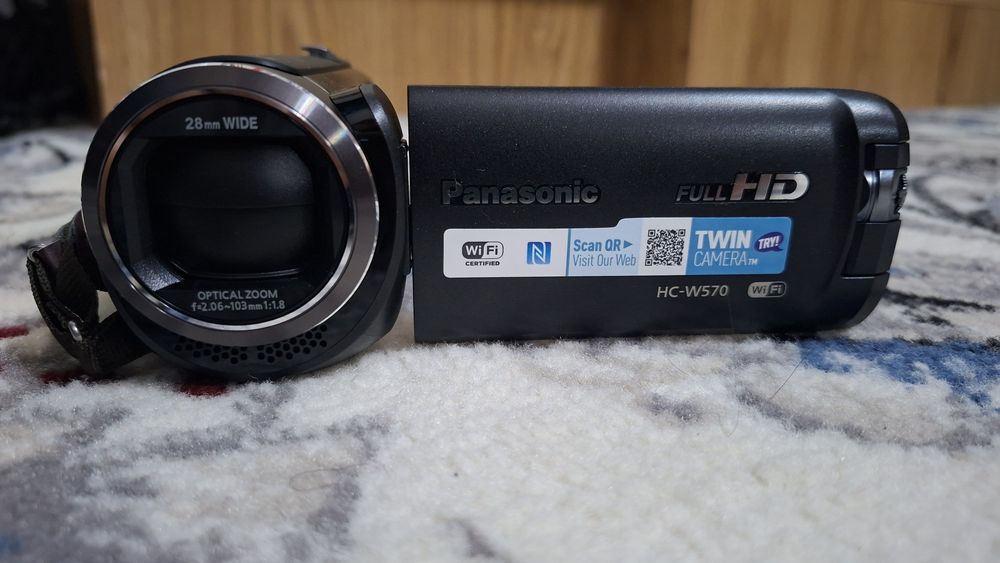 Panasonic HC-V570