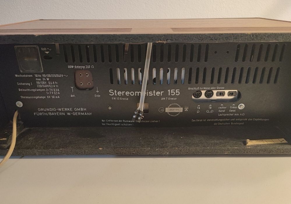 Radio Grundig Stereomeister 155 an 1967 cu amplificare mufa DIN si doua iesiri pentru boxe