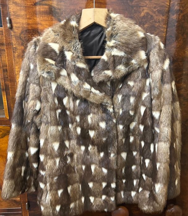 Vând blană naturală de nurcă mărimea M