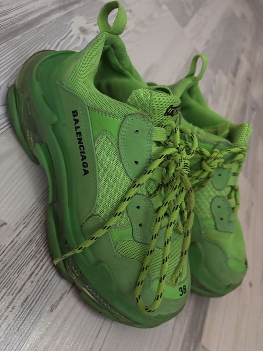 Balenciaga triple s
