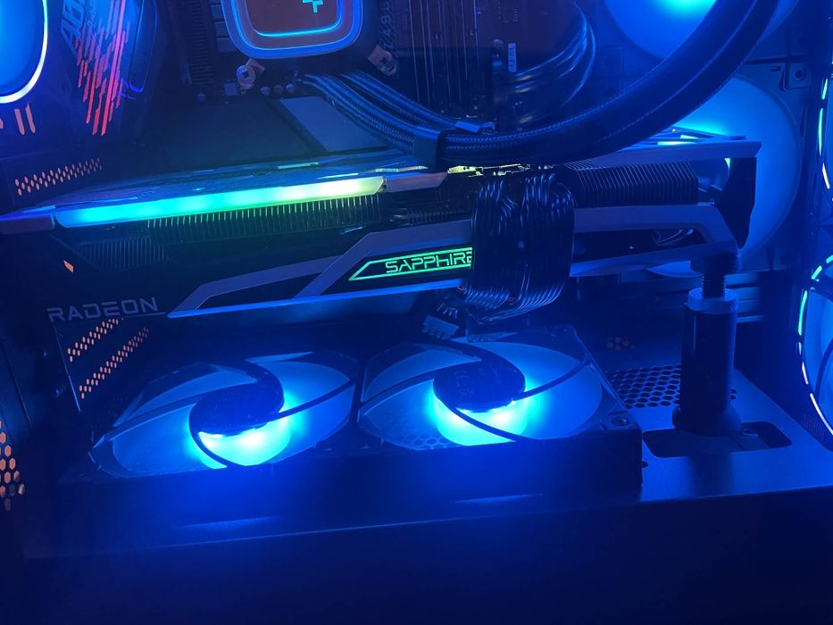 Видео карта Sapphire Nitro+ 6700 xt