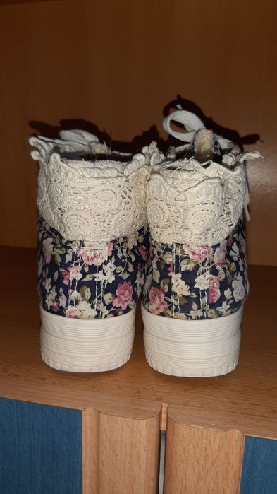 Продаю детс. обувь