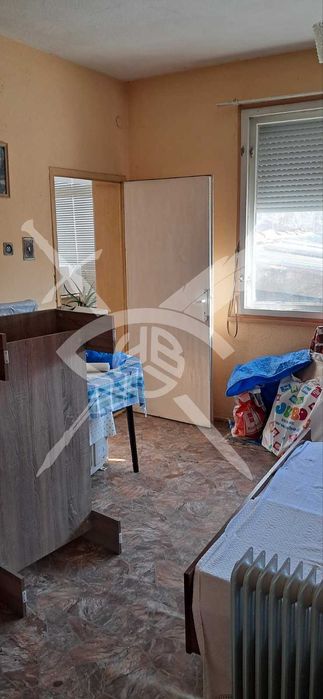 Етаж от къща в Чирпан