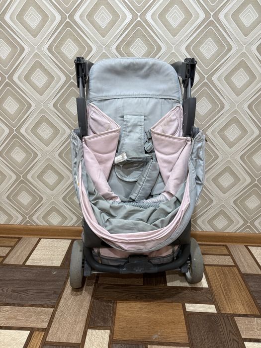 Продам каляску срочно