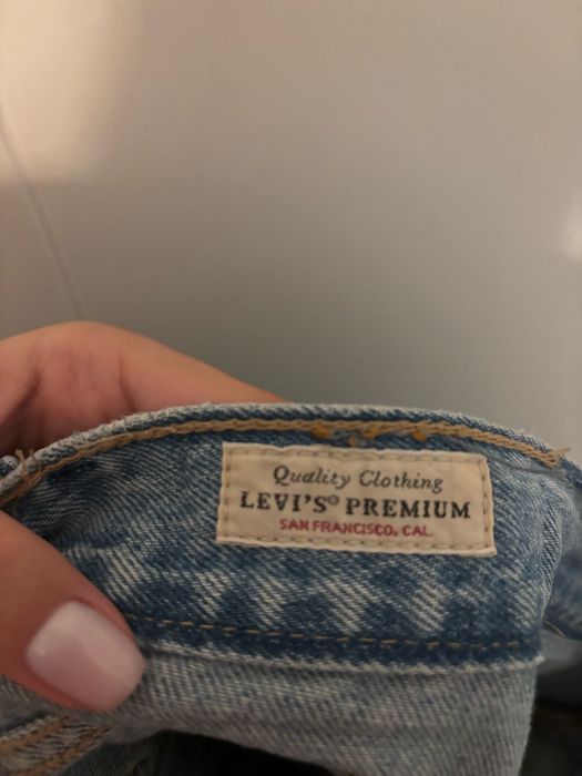 Дамски дънкови къси панталони Levi’s