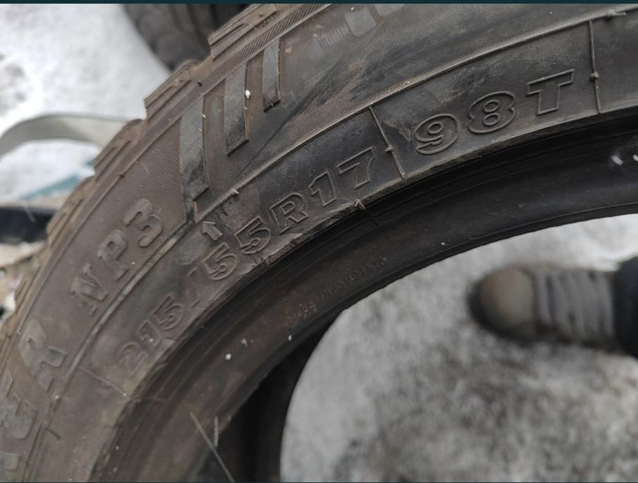 Продам пару зимней резины