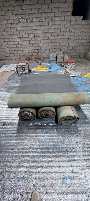 Rulon rezina. uzunligi 40 m //eniga 1.40