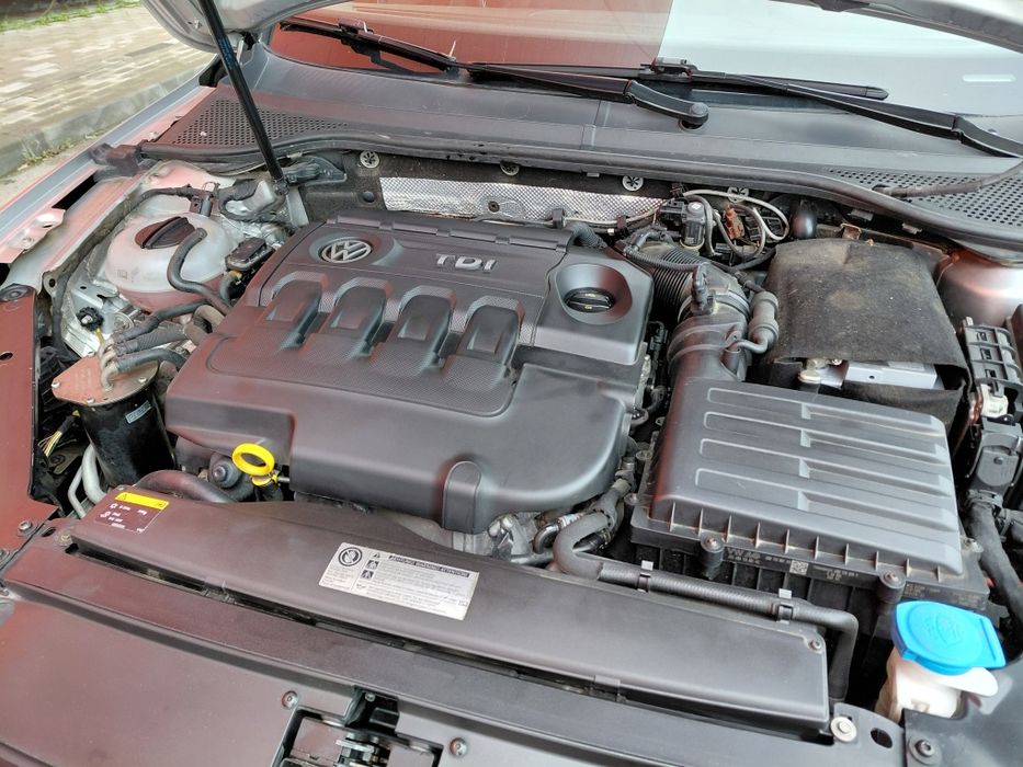 Фолксваген пасат В8.2000 TDI Камера