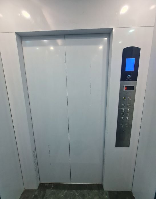 продам 2-х ком. 110кв. 6мкр. 3-этаж