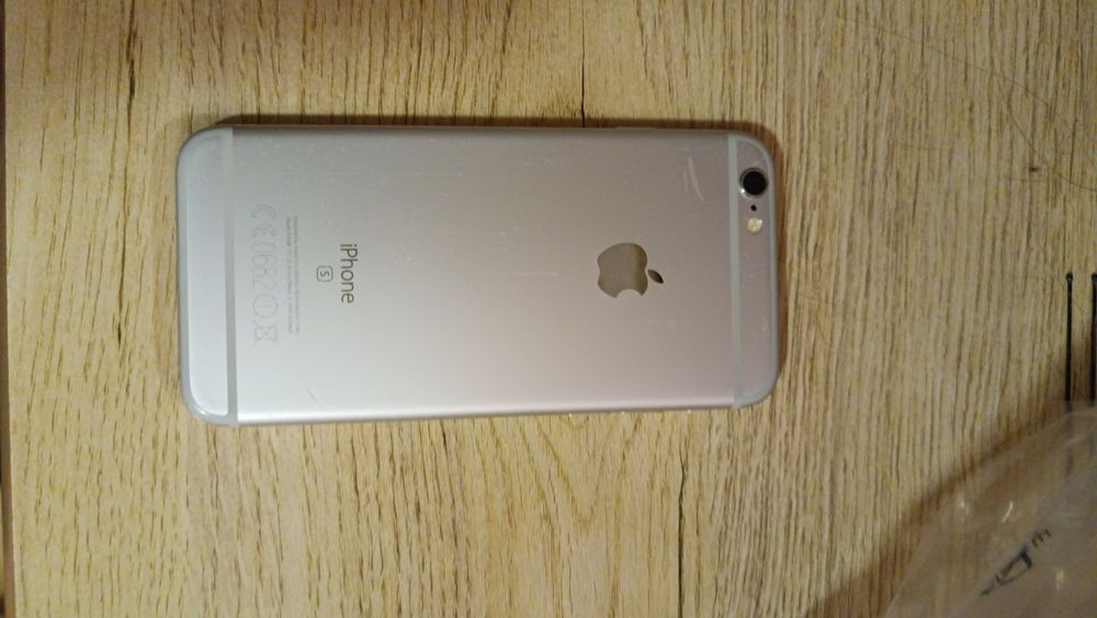 iPhone 6s.       128gb