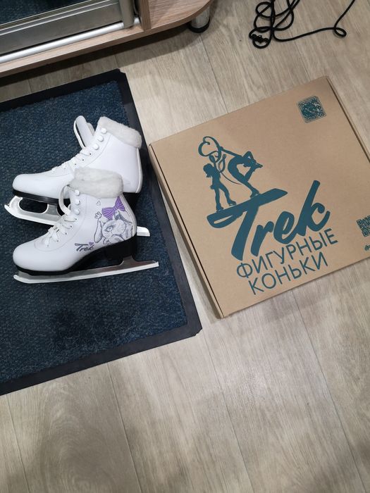 Коньки фигурные для девочки