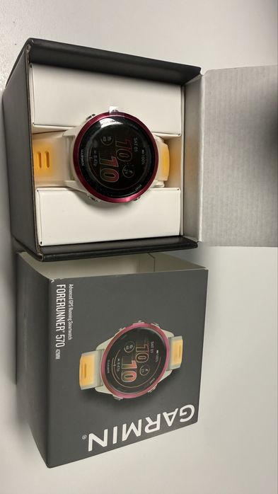 Ceas Garmin FORERUNNER 570 Amoled - 42MM