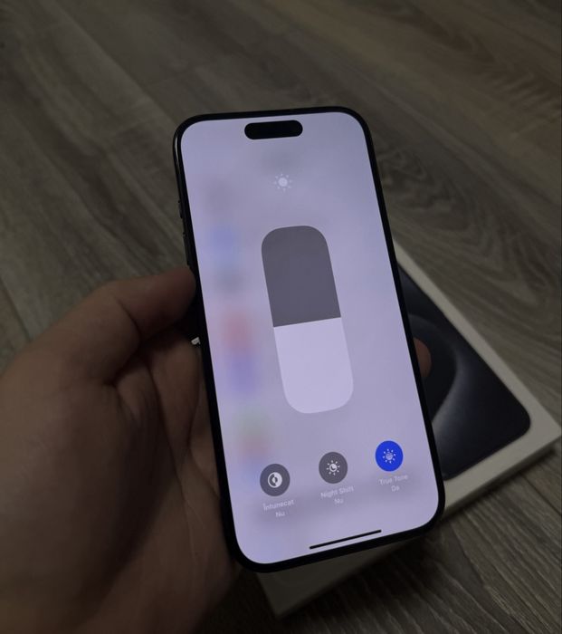 Vand /Schimb iphone 15 pro 256 Gb