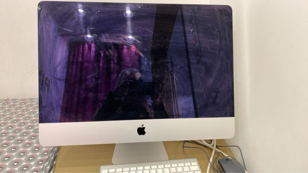 Apple iMac 21.5” (Late 2013) – отлично състояние