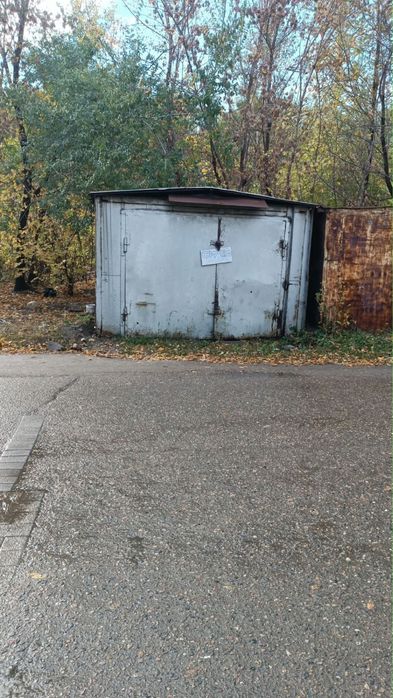 Продам железный гараж