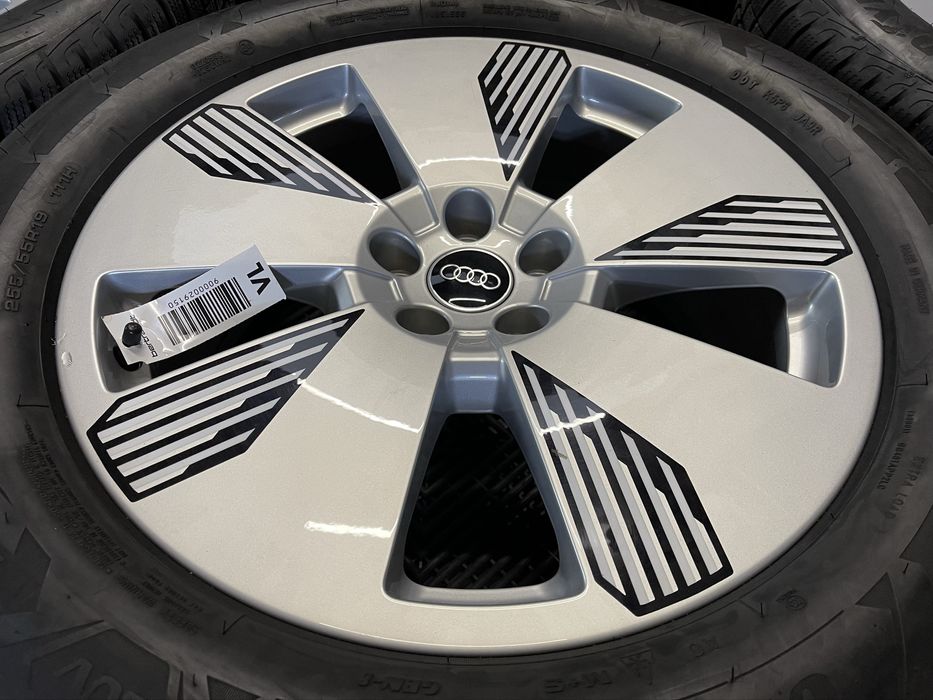 Jante Roti 19 Audi Q7 Q4 Q8 E Tron VW Touareg Anvelope iarna 255/55R19