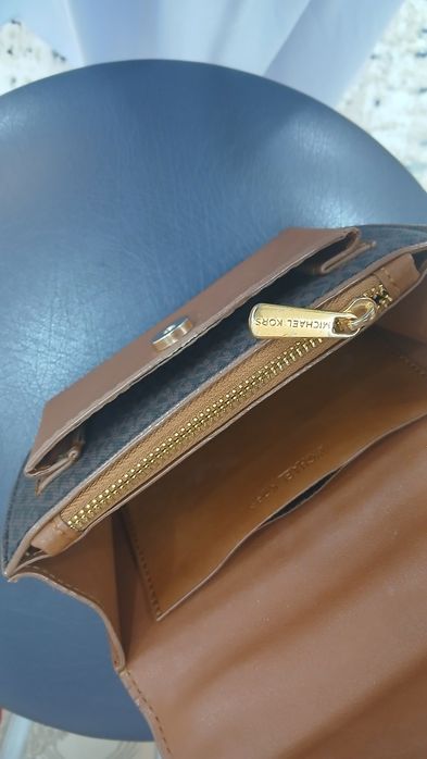 Продаю сумку оригинал Michael kors