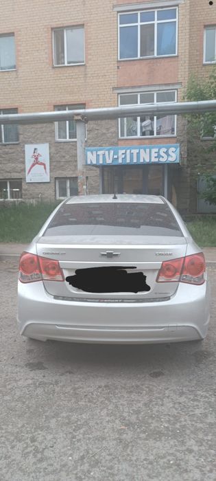 Машина Chevrolet Cruze 2014