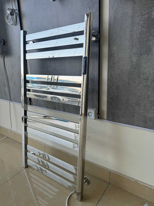 Стильный электрический полотенцесушитель от производителя