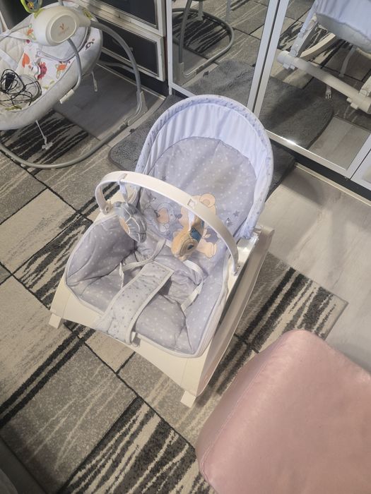 Запазен детски шезлонг