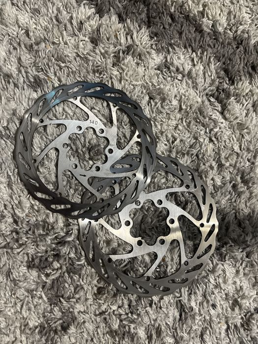 2 броя диска 140 мм