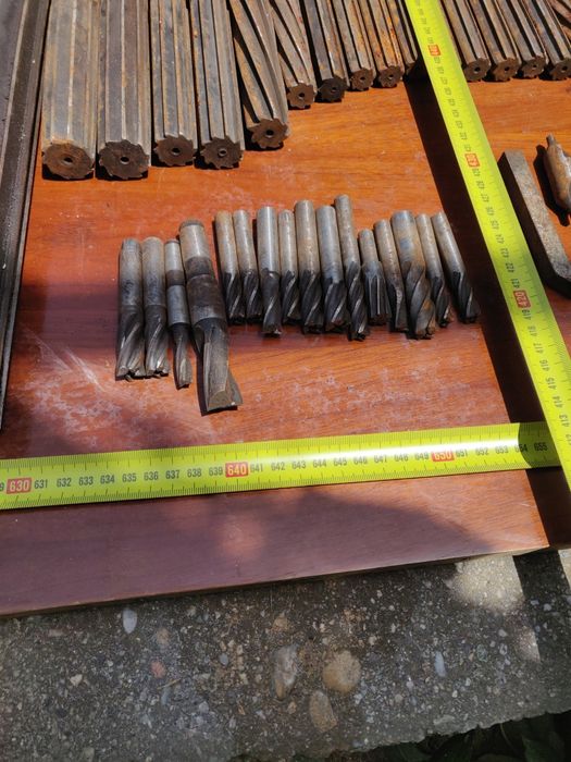 Freze cilindrice și frontale ,alezoare, vârf rotativ