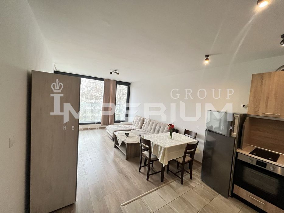 Дава се под наем Двустаен апартамент в Варна, Чайка - 70 кв.м за 816 € - Снимка #1