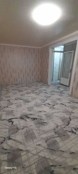 Горгаздан 1 хонали 1 каватдан квартира сотилади Кредит булади