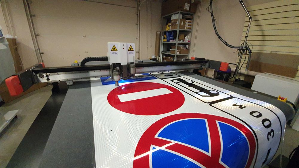 Знаки дорожного движения