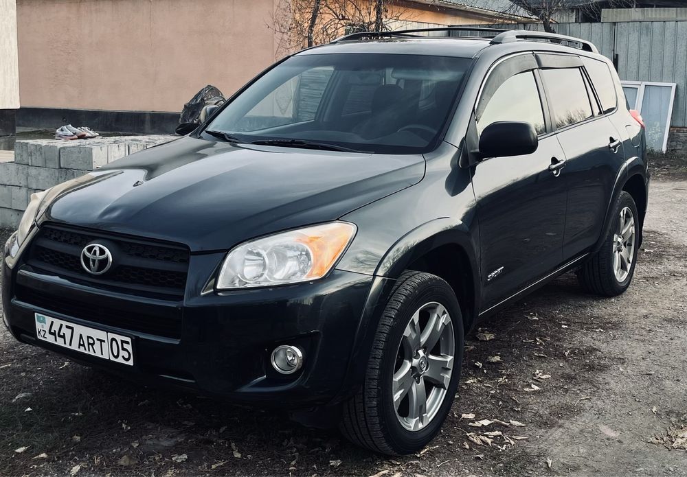 Продам авто Toyota RAV4