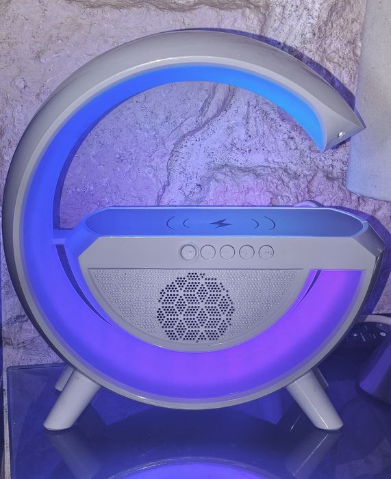 Boxă Bluetooth cu lumini și încărcare Wireless