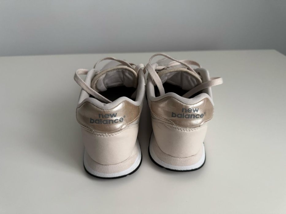 Adidași New Balance 37.5 Guci Guess Armani Calvin Klein Karl Lagerfeld