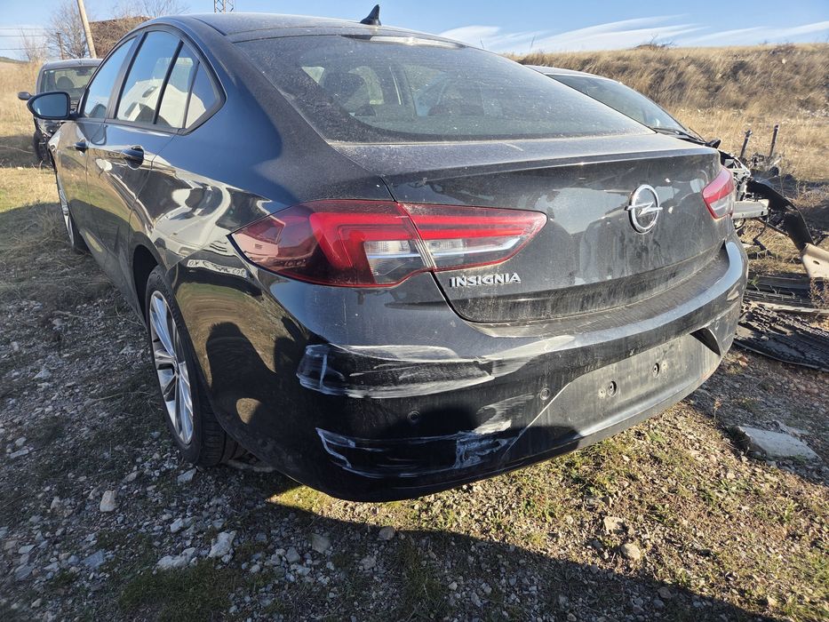 Opel Insignia B 1.6cdti -на части