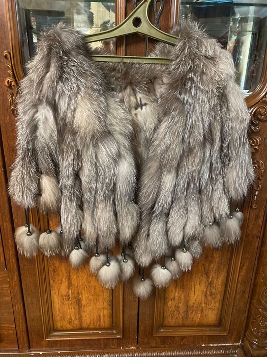 Женская одежда . Накидка