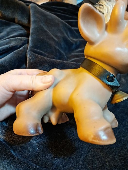 Thomas dam cow vintage