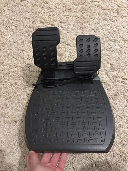 Volan+Pedale Thruthmaster Ferrari 458-Gaming/Jocuri video/Calculator