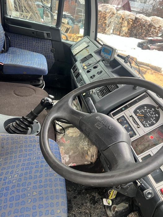 Vând Man 18 tone cu macara!