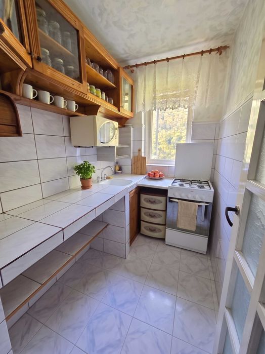 Apartament 2 camere mobilat, centru Băile Herculane, direct proprietar