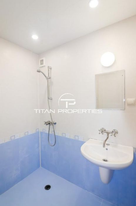 Дава се под наем Тристаен апартамент в Варна, Базар Левски - 90 кв.м за 500 € - Снимка #7