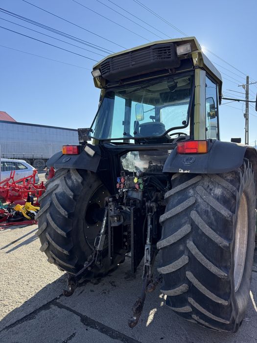 Hurliman XT 913  Same tractor recent adus Germania