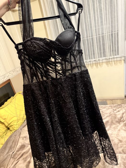 Официална рокля