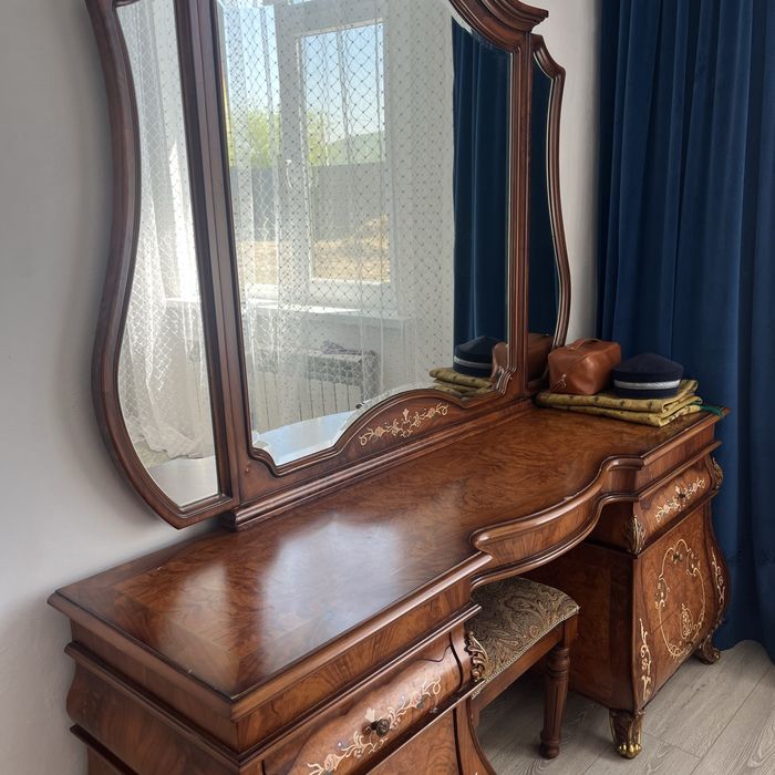 Спальный мебель хорошем сост