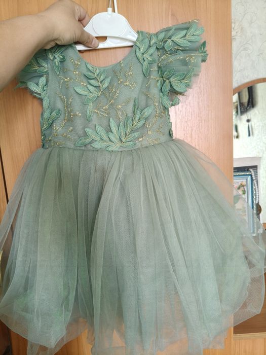 Продам платье для девочек