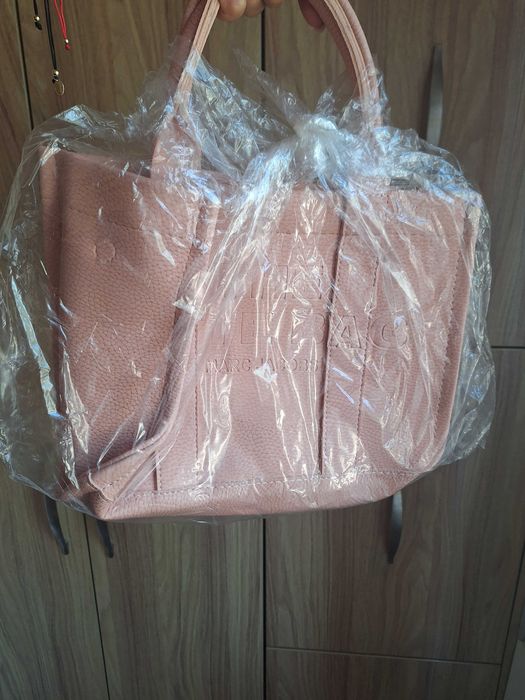 Дамски чанти-хит модел