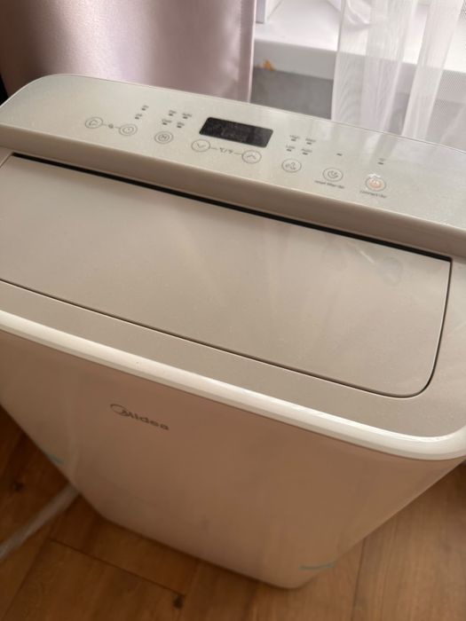 Мобильный кондиционер Midea